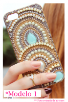 Capinha com pedraria e strass - Modelo 1 - Iphone 4/4S